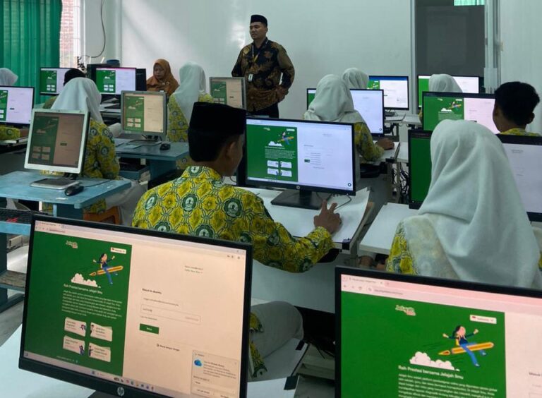 Siswa kelas IX MTs Ma’arif Andong mengikuti Try Out TKA ke-2